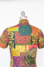Load image into Gallery viewer, 1960s Cheongsam Dress Cotton Block Print M