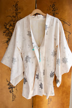 Load image into Gallery viewer, 1950s Haori Rayon Crepe Lounge Robe