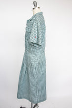 Load image into Gallery viewer, 1950s Dress Cotton Full Skirt Shirtwaist Printed XL