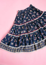 Load image into Gallery viewer, 1970s Prairie Skirt Floral Cotton Full S