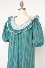 Load image into Gallery viewer, 1970s Maxi Tent Dress Floral Cotton Hawaiian M