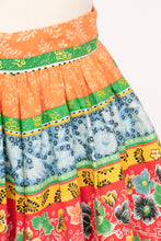 Load image into Gallery viewer, 1970s Full Skirt Floral Cotton Peasant XS
