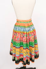 Load image into Gallery viewer, 1970s Full Skirt Floral Cotton Peasant XS