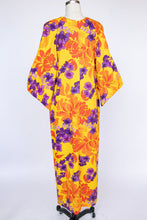 Load image into Gallery viewer, 1970s Kaftan Dress Cotton Maxi Hawaiian Printed Muu Mu Shift M