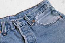 Load image into Gallery viewer, 1990s Levi&#39;s 501xx Jean Shorts Cotton Denim Cut Offs 28&quot;