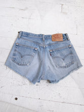 Load image into Gallery viewer, 1990s Levi&#39;s 501xx Jean Shorts Cotton Denim Cut Offs 28&quot;