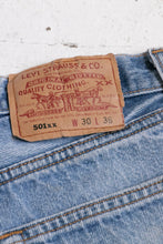 Load image into Gallery viewer, 1990s Levi&#39;s 501xx Jean Shorts Cotton Denim Cut Offs 28&quot;