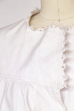 Load image into Gallery viewer, 1910s Bed Jacket Cotton Embroidered Lingerie Top