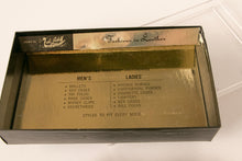 Load image into Gallery viewer, 1970s Wallet Deadstock Leather Large Coinpurse