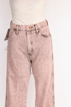 Load image into Gallery viewer, 1980s Wrangler Jeans Cotton Denim Deadstock Pink 26&quot; x 34&quot;
