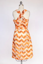 Load image into Gallery viewer, 1960s Dress Cotton Printed Cross Back S
