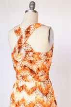 Load image into Gallery viewer, 1960s Dress Cotton Printed Cross Back S