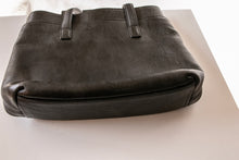 Load image into Gallery viewer, 1990s Coach Purse Black Leather Shoulder Bag