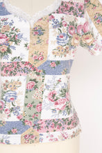 Load image into Gallery viewer, 1990s T-Shirt Patchwork Printed Baby Tee M