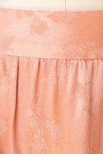 Load image into Gallery viewer, 1970s Skirt Peach Shiny Satin Jacquard High Waist S