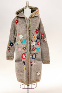 1970s Sweater Wool Chunky Knit Floral Hooded Long
