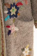 Load image into Gallery viewer, 1970s Sweater Wool Chunky Knit Floral Hooded Long