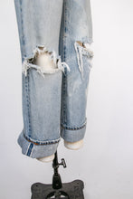 Load image into Gallery viewer, 1980s Levi's 501 Redline Selvedge Jeans Distressed Denim 29" x 33"