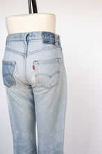 Load image into Gallery viewer, 1980s Levi's 501 Redline Selvedge Jeans Distressed Denim 29" x 33"