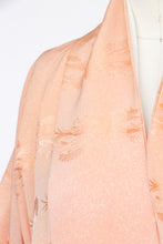 Load image into Gallery viewer, 1950s Kimono Japanese Robe Silk Crepe Peach Jacquard