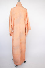 Load image into Gallery viewer, 1950s Kimono Japanese Robe Silk Crepe Peach Jacquard