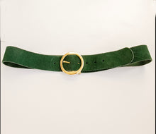 Load image into Gallery viewer, 1980s Belt Green Suede Leather Cinch Waist M