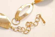 Load image into Gallery viewer, 1970s Chain Belt Gold Metal Waist Cinch
