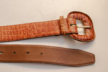 Load image into Gallery viewer, 1980s Belt Leather Cinch Waist Brown I.Magnin M