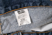 Load image into Gallery viewer, 1990s Levi's 505 Jeans Cotton Dark Denim Straight Leg 30" x 33"