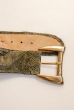 Load image into Gallery viewer, 1980s Belt Green Textured Leather Cinch Waist S Rebecca Ray
