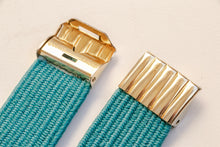 Load image into Gallery viewer, 1980s Waist Cinch Belt Sea Shell Gold M