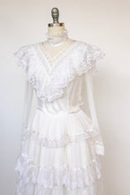 Load image into Gallery viewer, 1970s Gunne Sax Dress Romantic Renaissance Bridal Collection Lace Prairie Gown 9