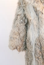 Load image into Gallery viewer, 1970s Fur Coat Full Length Fox Long Plush M/L