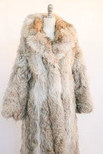 Load image into Gallery viewer, 1970s Fur Coat Full Length Fox Long Plush M/L