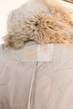 Load image into Gallery viewer, 1970s Fur Coat Full Length Fox Long Plush M/L