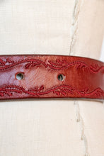Load image into Gallery viewer, 1990s Belt Red Leather Engraved Jewel Buckle Western M