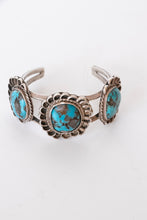 Load image into Gallery viewer, Vintage Sterling Silver Turquoise Southwestern Cuff Bracelet