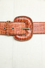 Load image into Gallery viewer, 1980s Belt Leather Cinch Waist Brown I.Magnin M