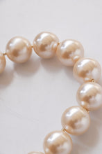 Load image into Gallery viewer, 1980s Necklace Beaded Chunky Pearl Choker