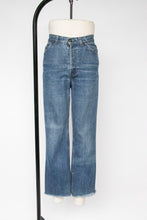Load image into Gallery viewer, 1970s Levi's Jeans California Straights Ladies Orange Tab 27.5" x 28"