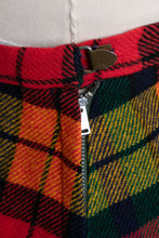 Load image into Gallery viewer, 1970s Wool Mini Skirt Plaid High Waist A-Line Pleated XS
