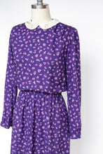 Load image into Gallery viewer, 1970s Dress Belle France Floral Purple Rayon S