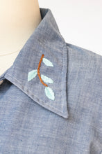 Load image into Gallery viewer, 1970s Chambray Shirt Button Up Embroidered Floral Bird M
