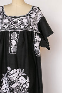 1970s Maxi Dress Mexican Oaxaca Embroidered Cotton XL
