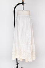 Load image into Gallery viewer, Antique Skirt Edwardian Cotton Lace Maxi Petticoat M