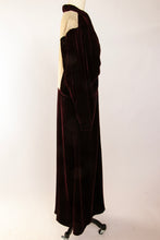 Load image into Gallery viewer, 1930s Dress Silk Velvet Metallic Gold Gown Deco Volup XL