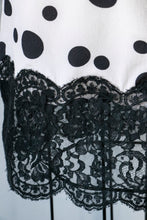 Load image into Gallery viewer, 1990s Skirt Valentino Boutique Silk Lace XS