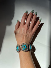 Load image into Gallery viewer, Vintage Sterling Silver Turquoise Southwestern Cuff Bracelet