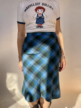 Load image into Gallery viewer, 1970s Pencil Skirt Wool Plaid Blue Green XS/S