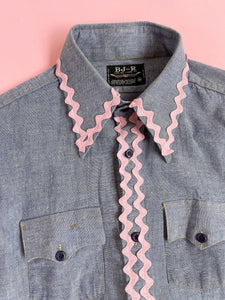 1970s Chambray Shirt Button Up Holly Hobbie Appliqué Ric Rac S
